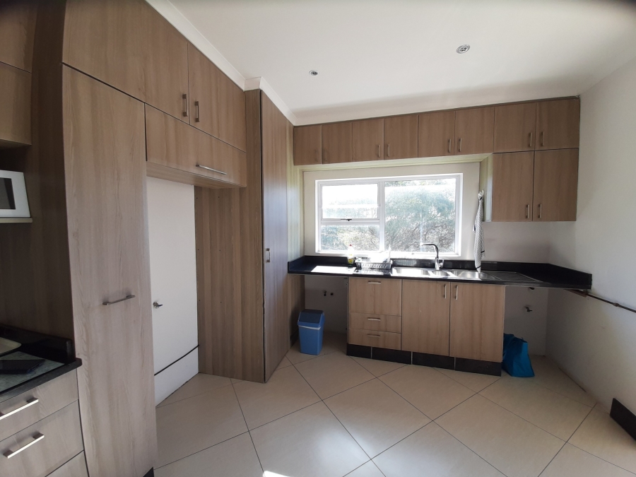 11 Bedroom Property for Sale in Bonnie Doone Eastern Cape